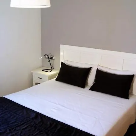 Villa In Playa Blanca Sleeps 4 Includes Air Con And Wifi 3