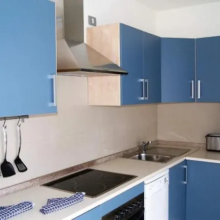 In Playa Blanca Sleeps 4 Includes Air Con And Wifi 3 *